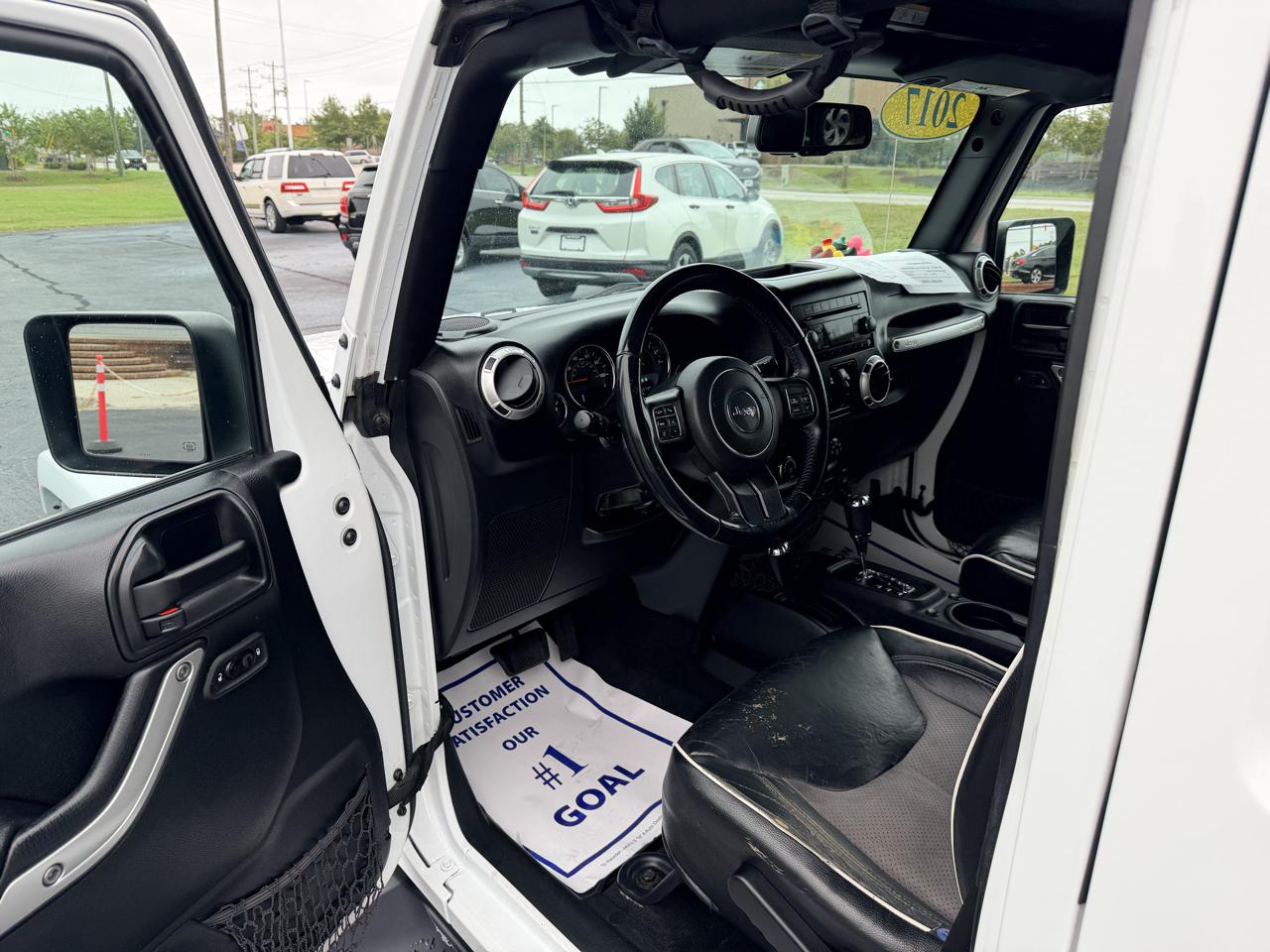 Jeep Wrangler Unlimited Sahara 4WD 2017
