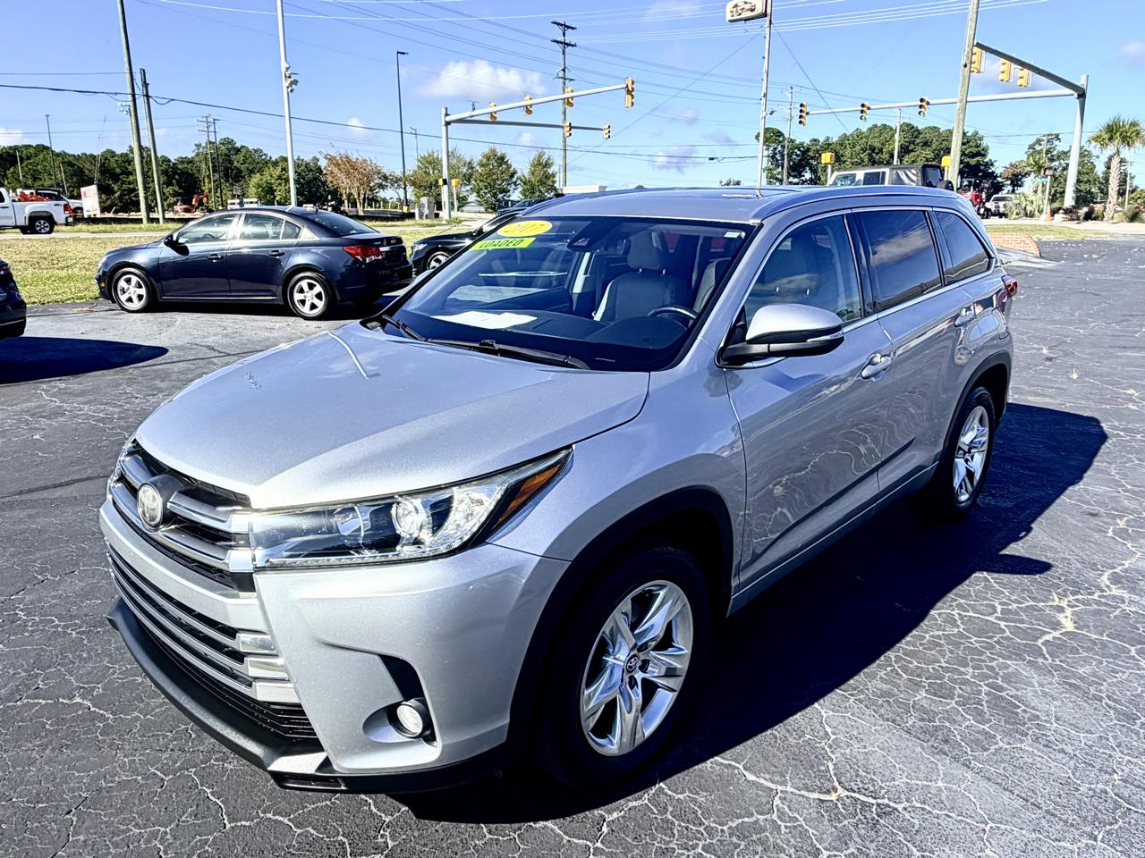 Toyota Highlander Limited Platinum FWD V6 2017