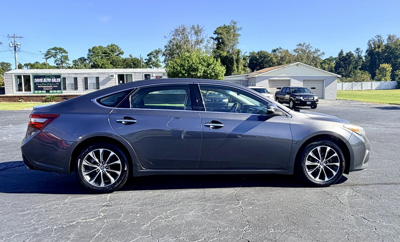 Toyota Avalon XLE 2016