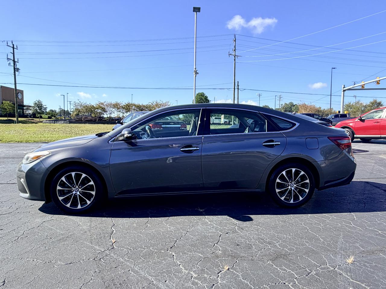 Toyota Avalon XLE 2016