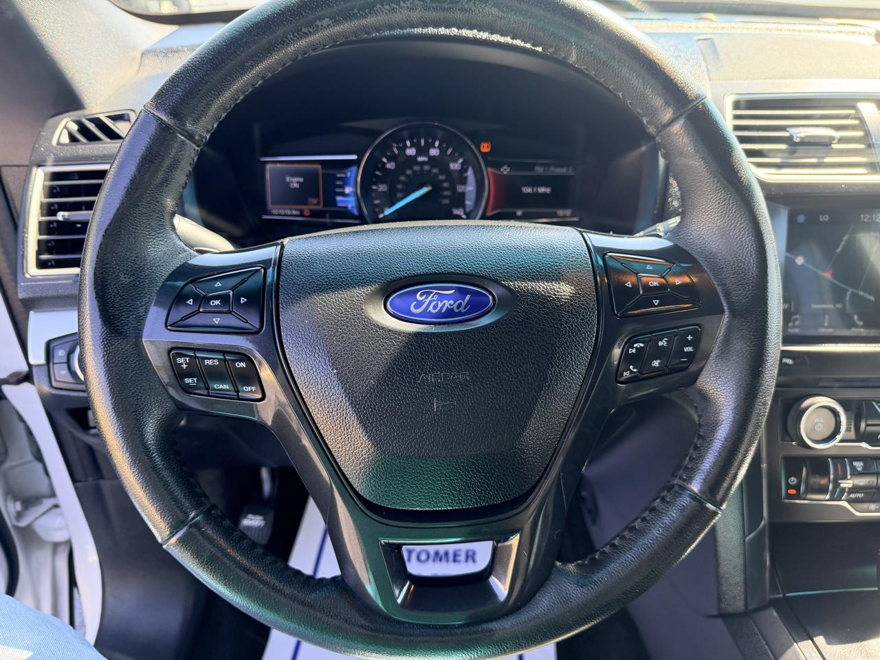 Ford Explorer XLT FWD 2017