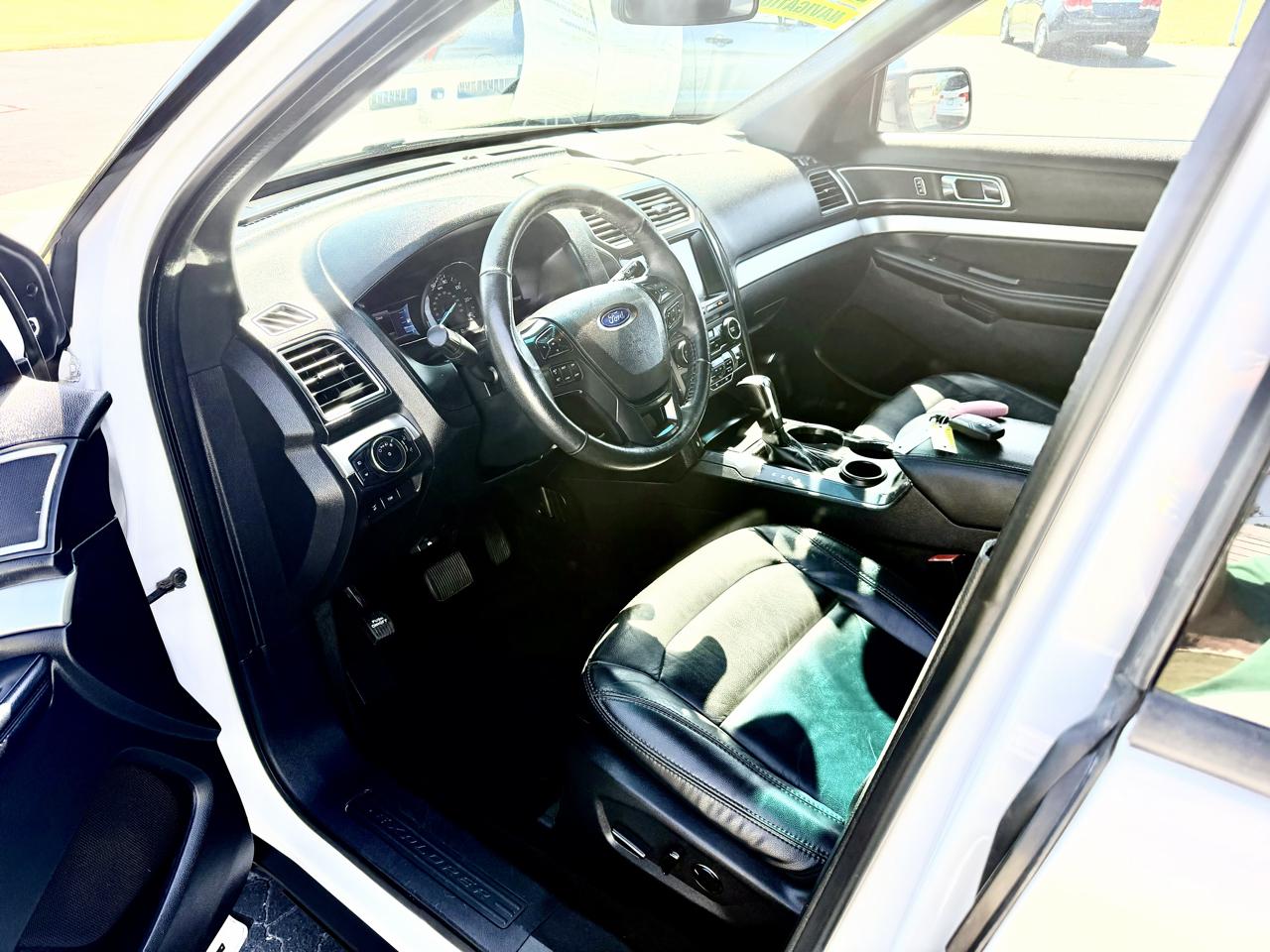 Ford Explorer XLT FWD 2017