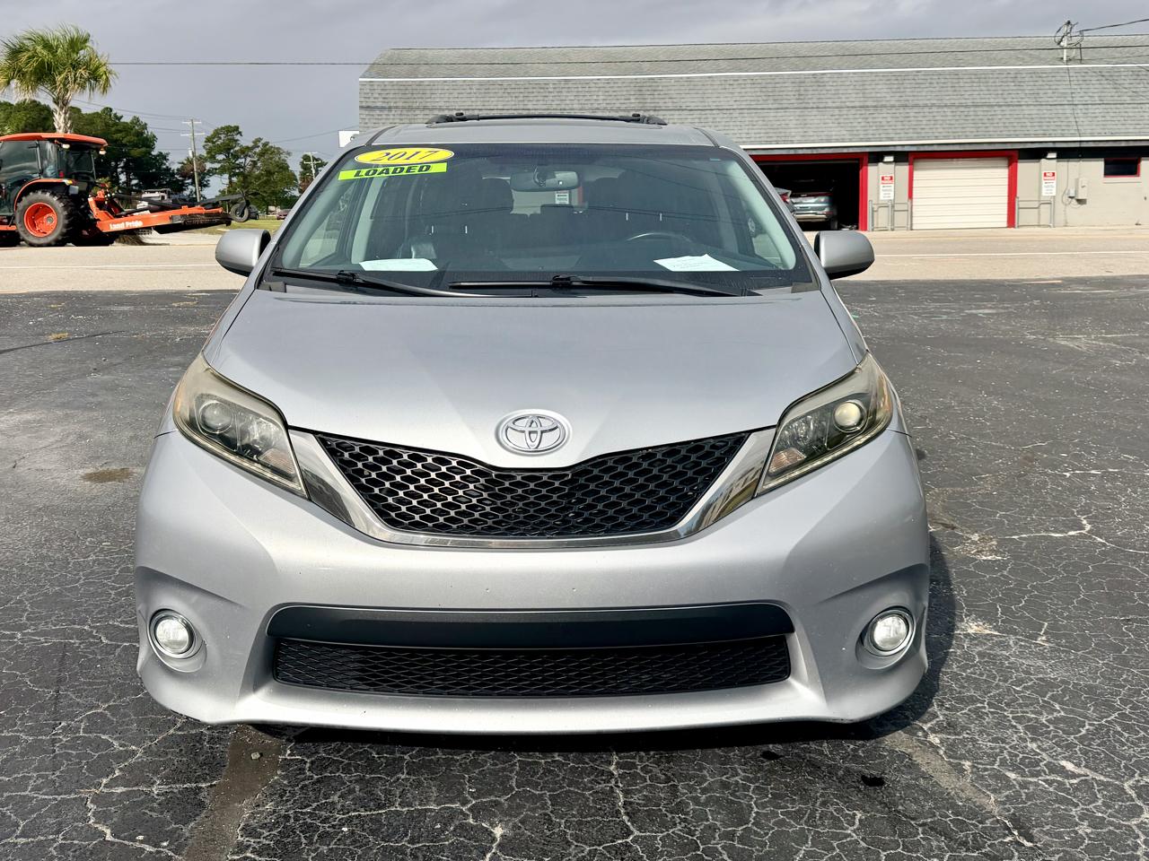 Toyota Sienna SE Premium FWD 8-Passenger V6 2017