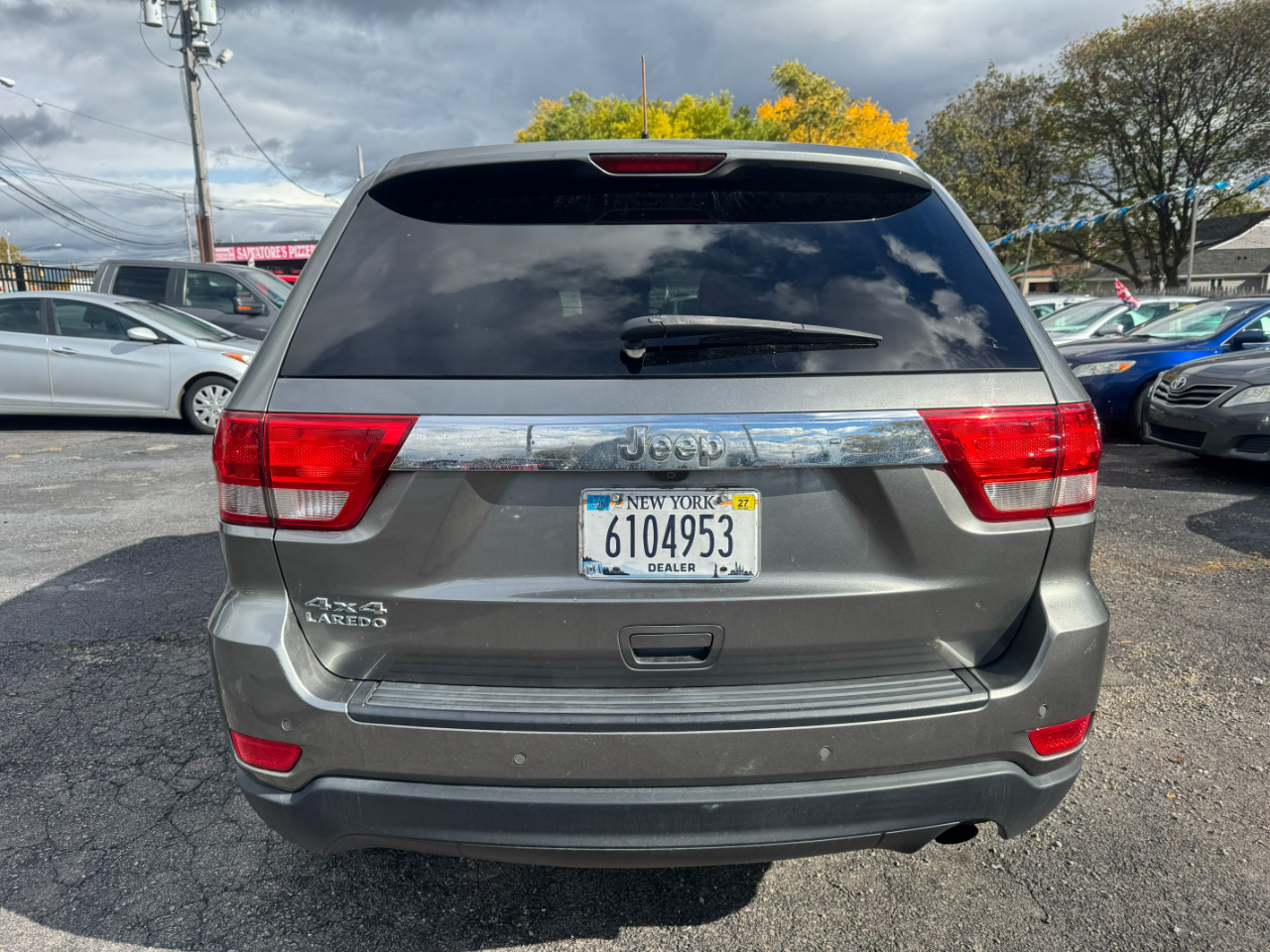 Jeep Grand Cherokee Laredo 4WD 2011
