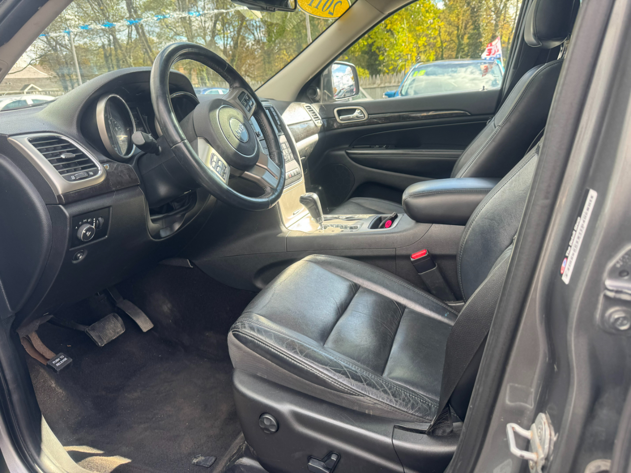 Jeep Grand Cherokee Laredo 4WD 2011