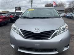 2012 Toyota Sienna 