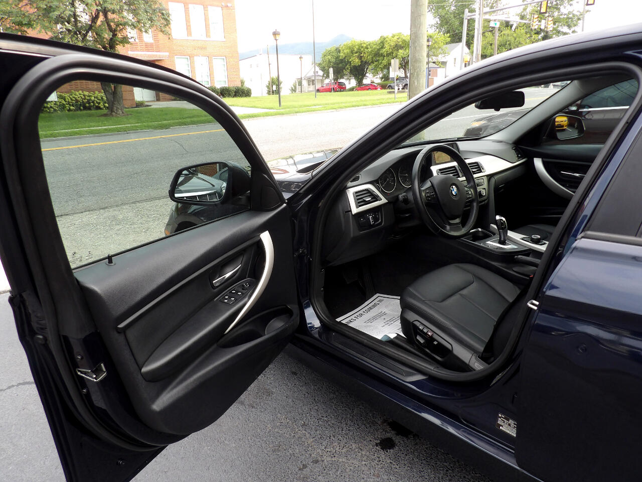 BMW 3 Series 4dr Sdn 320i xDrive AWD South Africa 2015