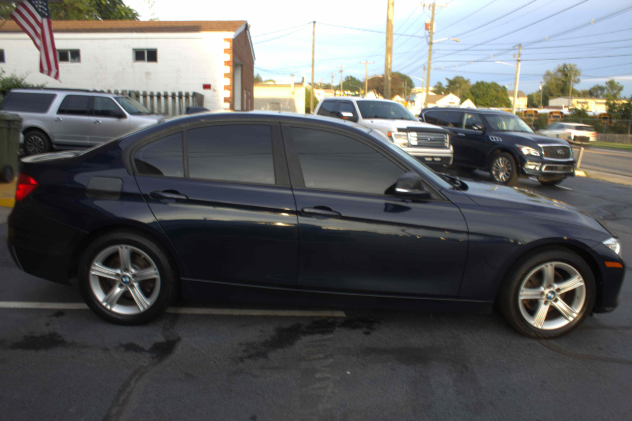 BMW 3 Series 4dr Sdn 328i RWD 2014 BMW 3 Series 4dr Sdn 328i RWD 2014