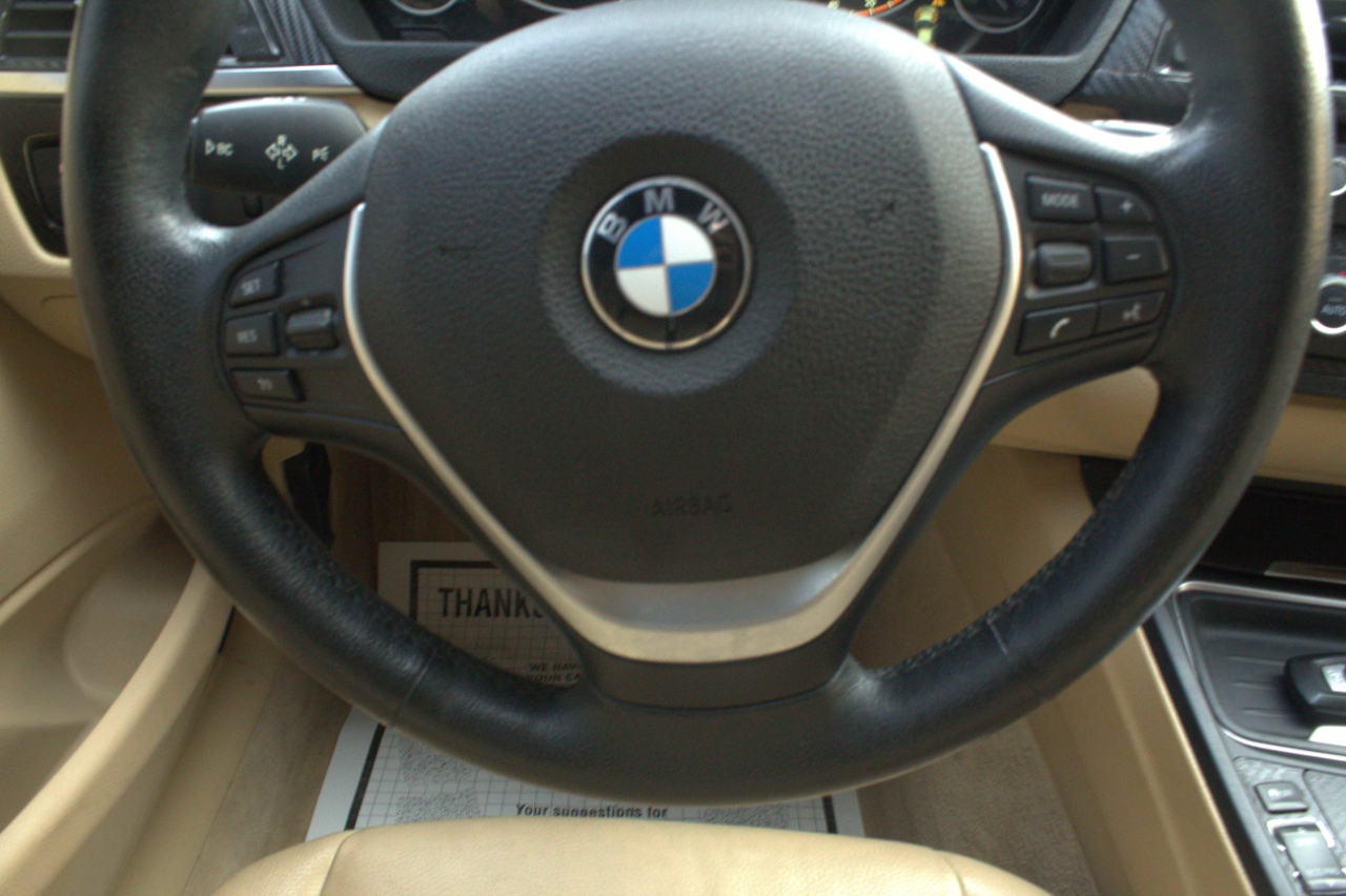 BMW 3 Series 4dr Sdn 328i RWD 2014 BMW 3 Series 4dr Sdn 328i RWD 2014