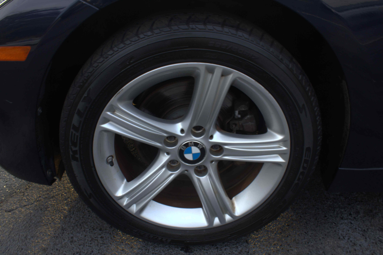 BMW 3 Series 4dr Sdn 328i RWD 2014 BMW 3 Series 4dr Sdn 328i RWD 2014