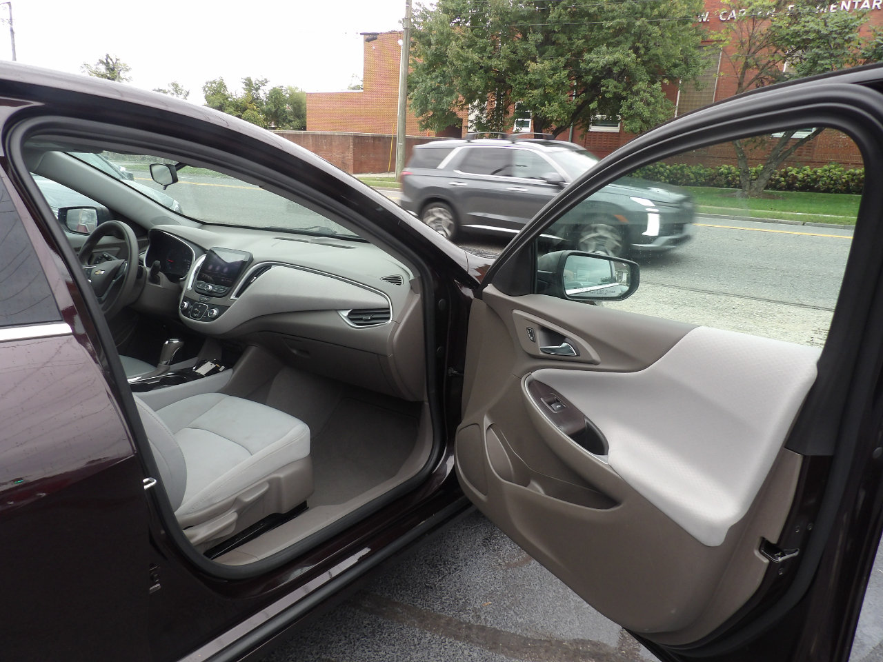 Chevrolet Malibu 4dr Sdn LS w/1FL 2020 Chevrolet Malibu 4dr Sdn LS w/1FL 2020