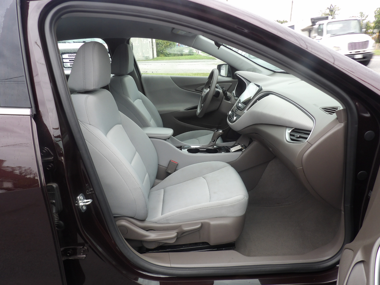 Chevrolet Malibu 4dr Sdn LS w/1FL 2020 Chevrolet Malibu 4dr Sdn LS w/1FL 2020