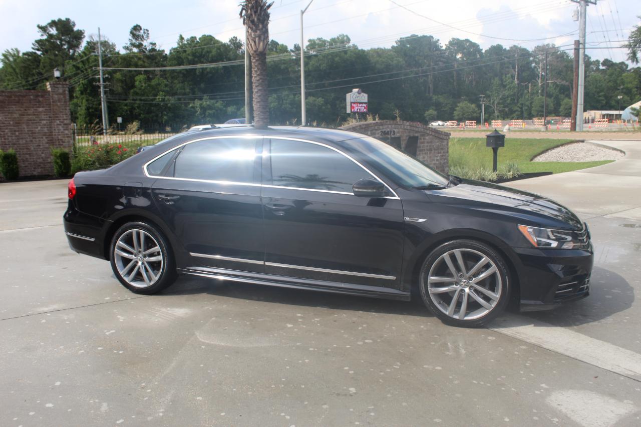Volkswagen Passat R-Line w/Comfort Pkg Auto 2017