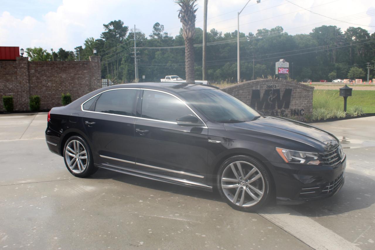 Volkswagen Passat R-Line w/Comfort Pkg Auto 2017