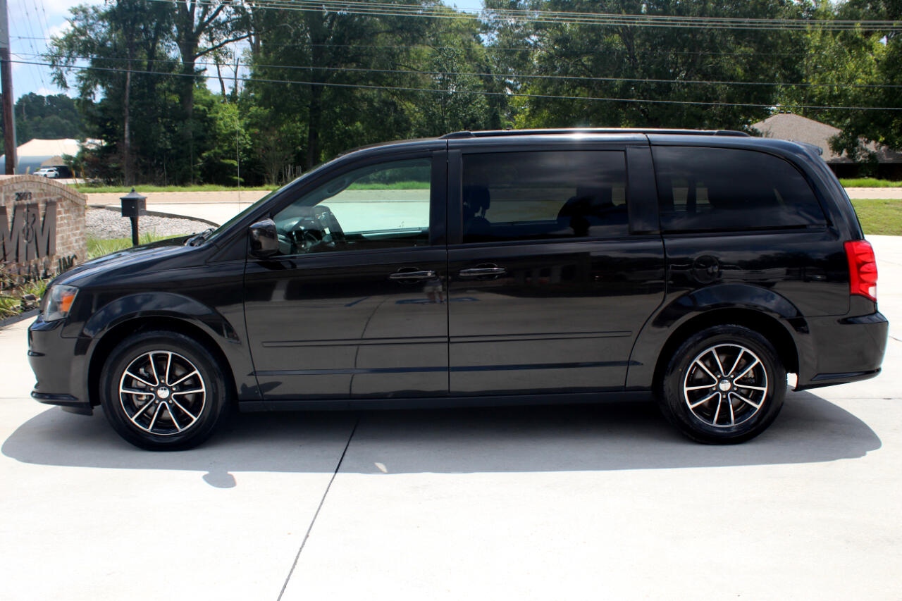 2017 Dodge Grand Caravan GT photo 8