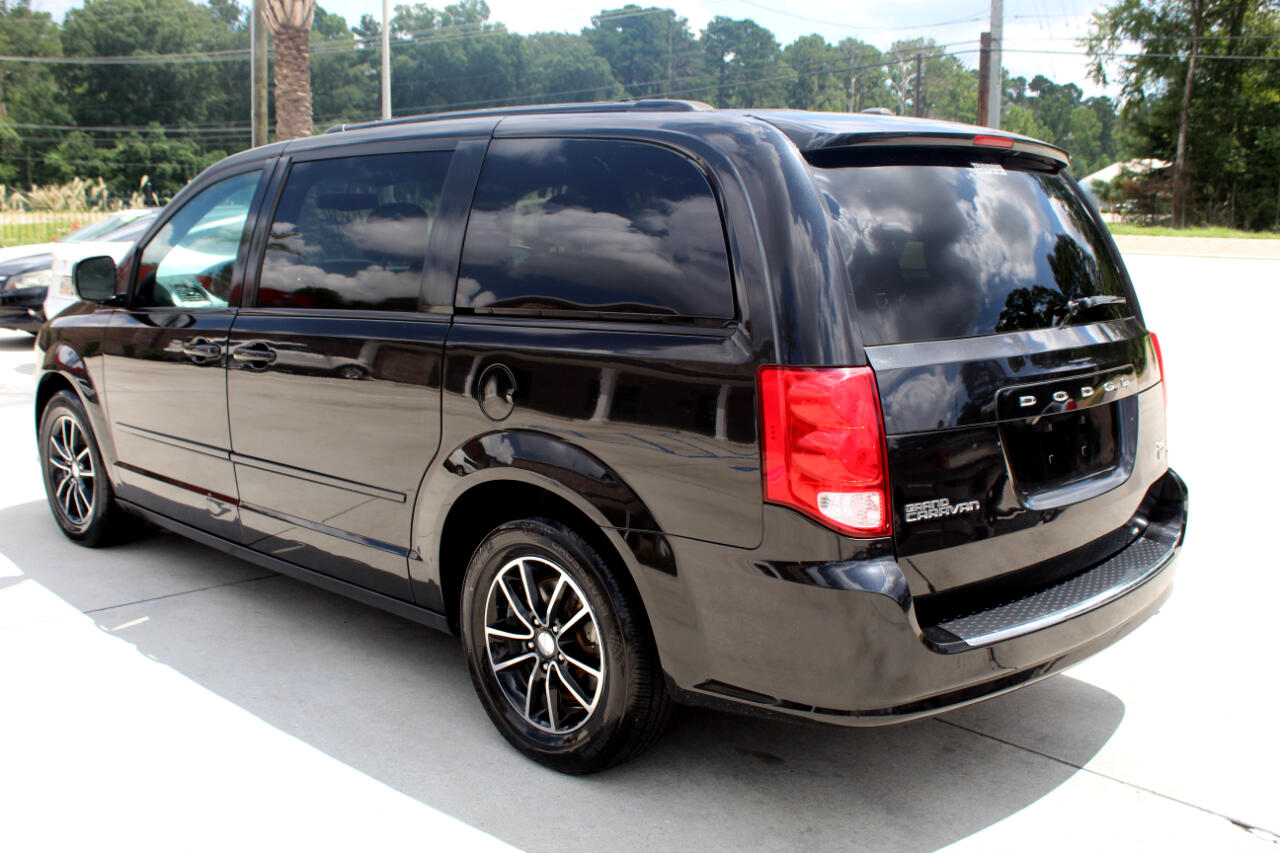 2017 Dodge Grand Caravan GT photo 10