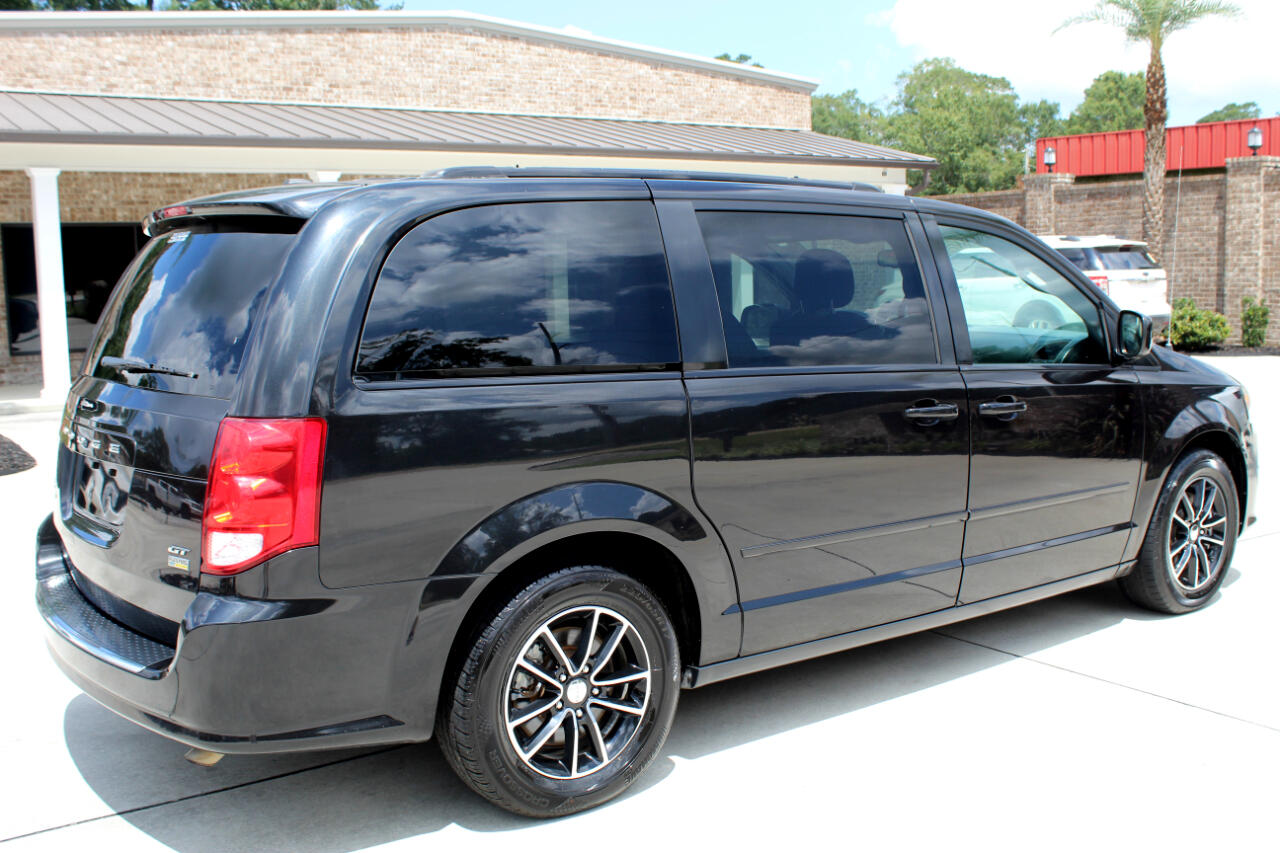 2017 Dodge Grand Caravan GT photo 14