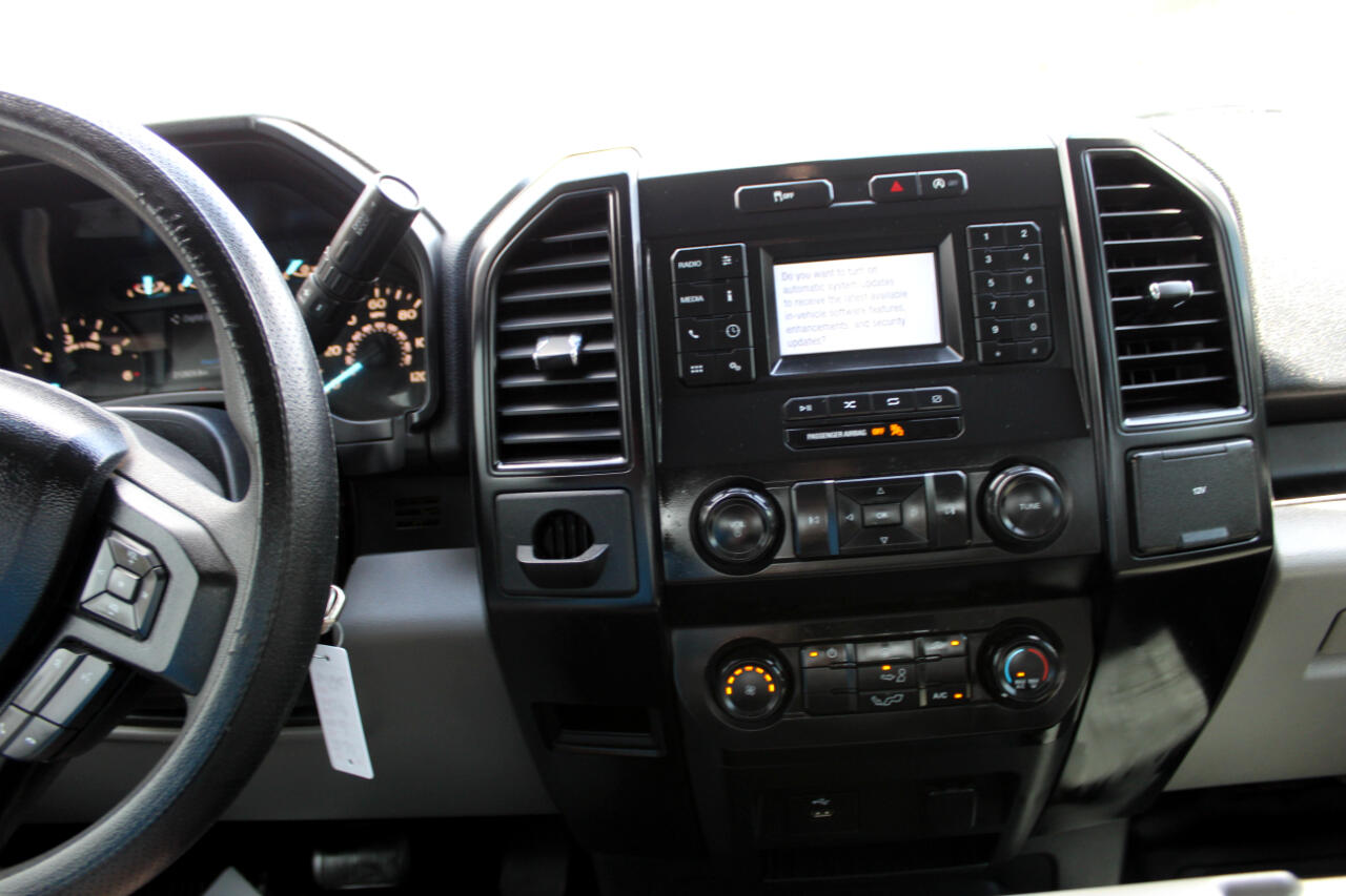 2020 Ford F-150 XLT photo 14