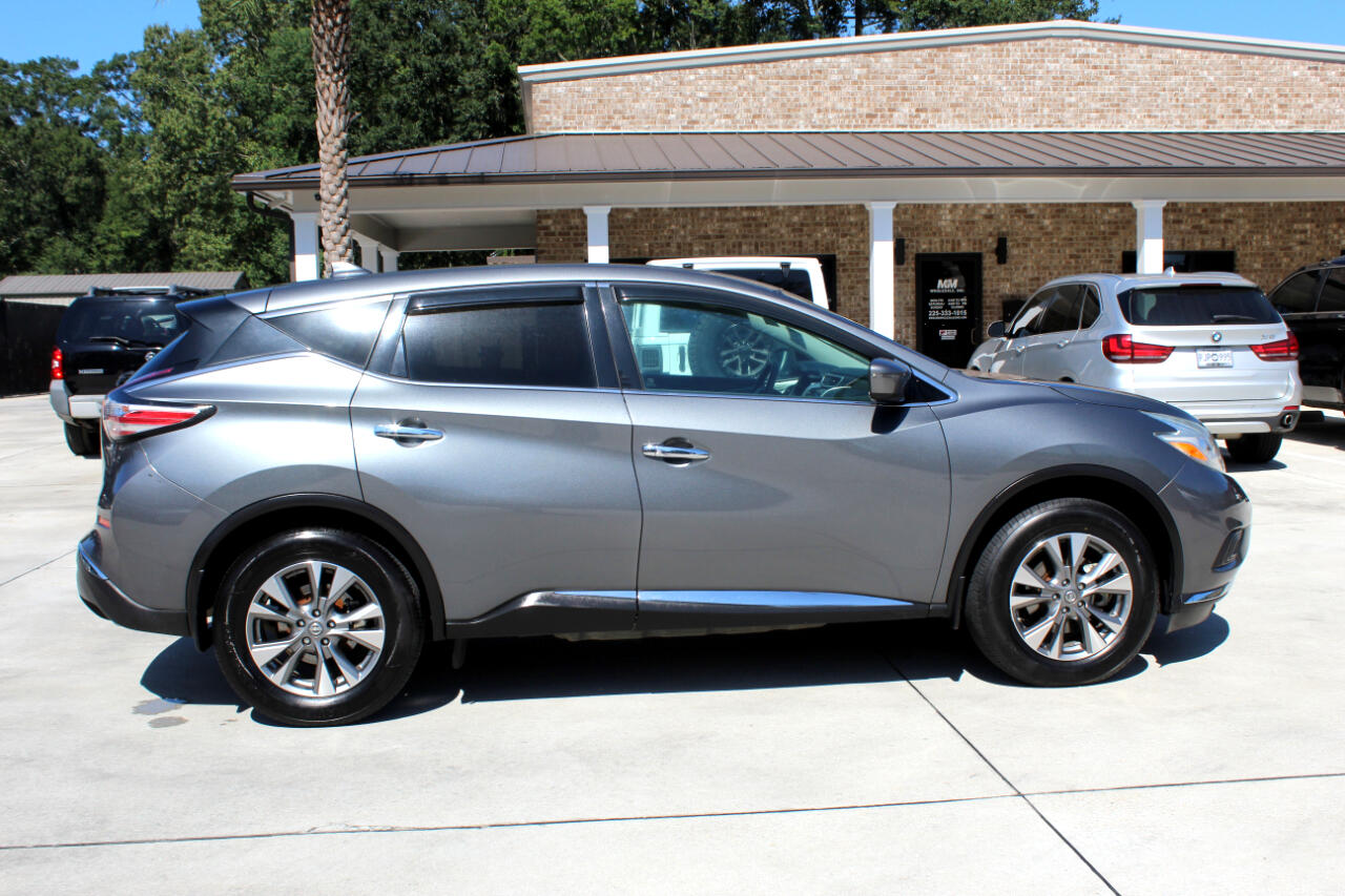 2016 Nissan Murano SE photo 2