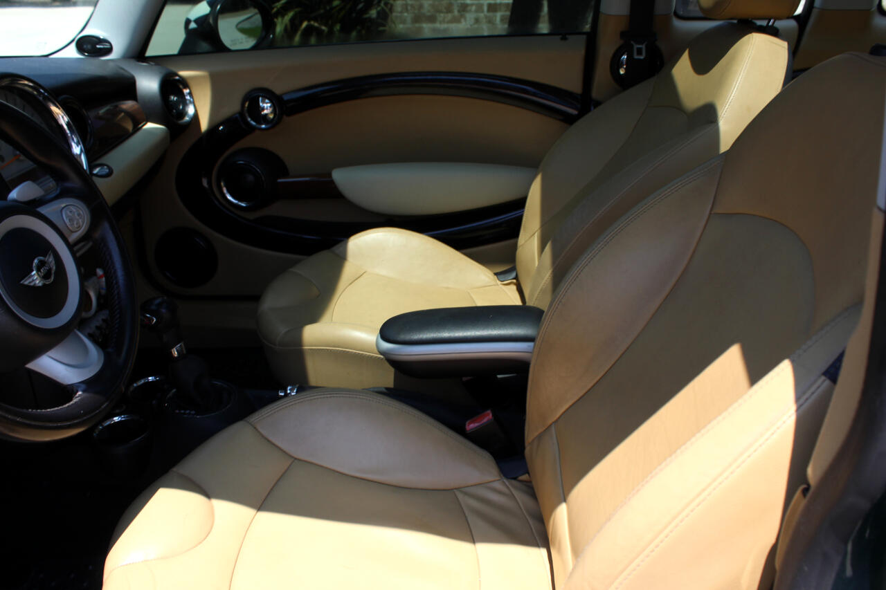2010 Mini Clubman Base S photo 9