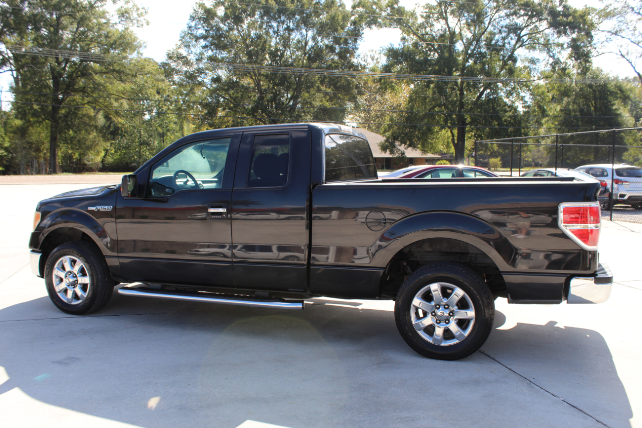 2013 Ford F-150 XLT photo 7
