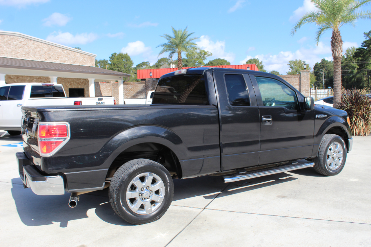 2013 Ford F-150 XLT photo 11