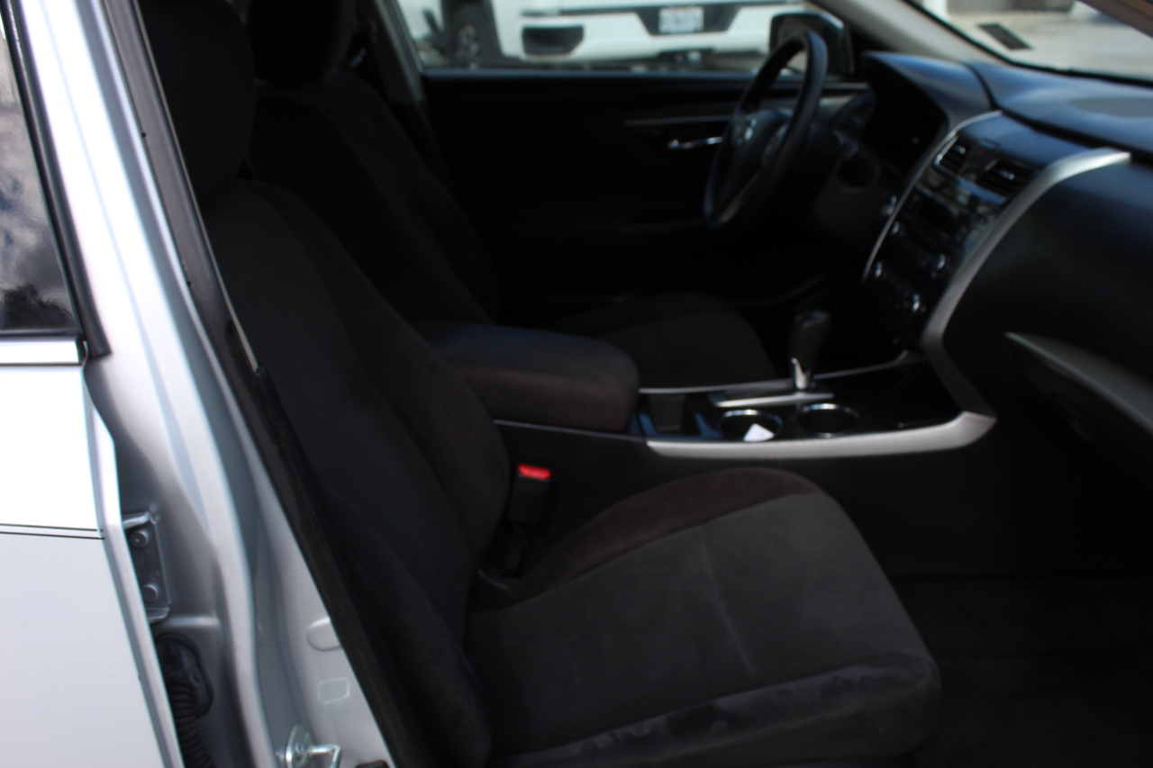 2013 Nissan Altima 2.5 SL photo 10