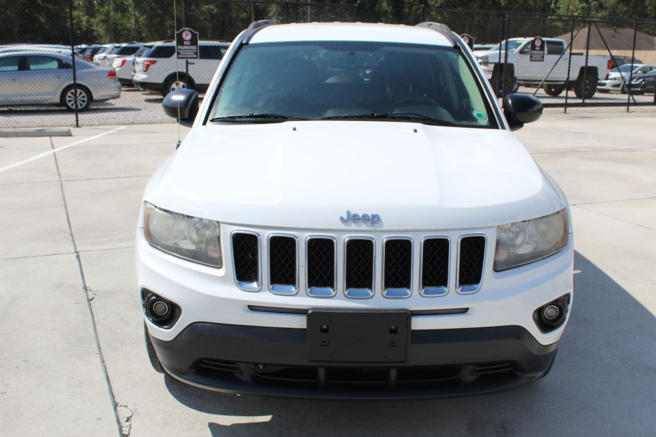 2016 Jeep Compass Sport photo 3