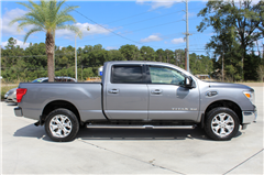 2017 Nissan Titan XD 