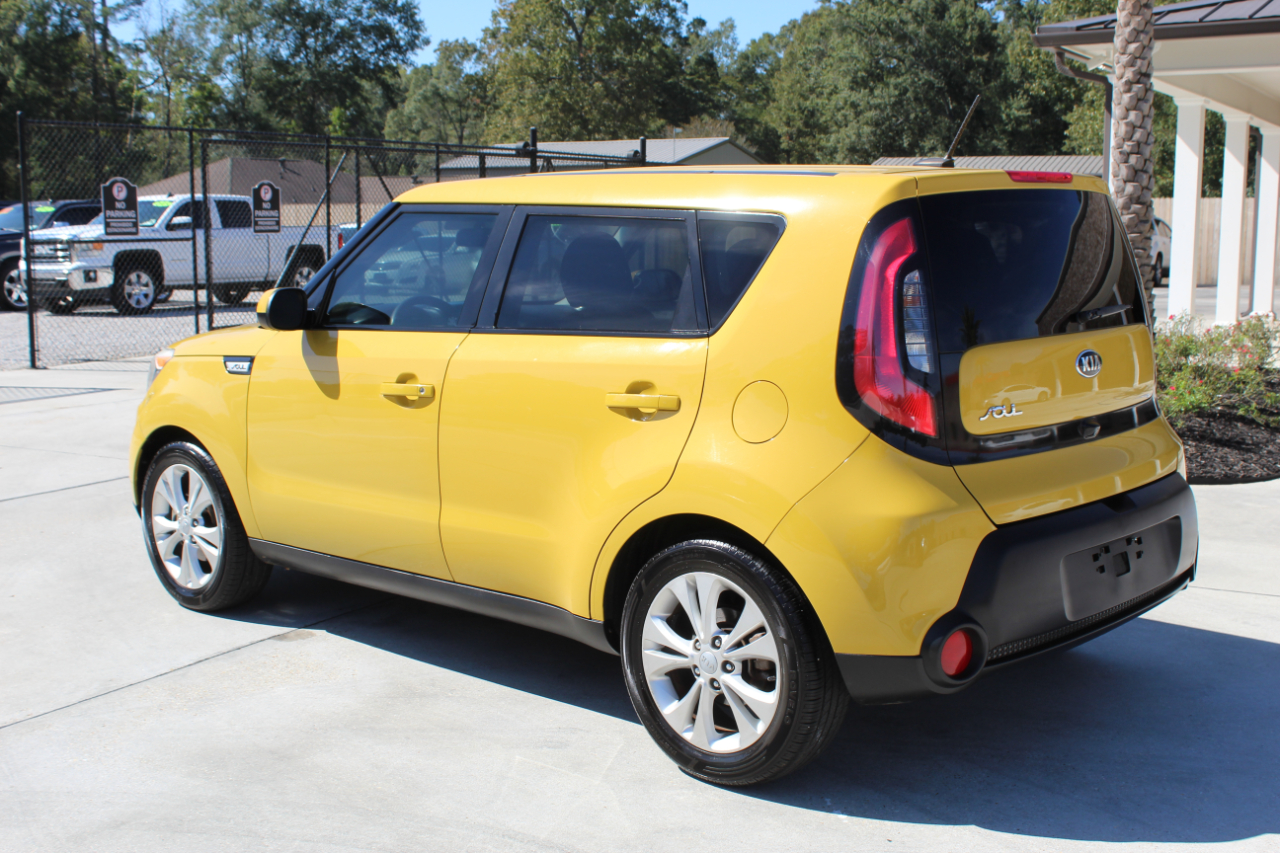 Kia Soul + 2015 Kia Soul + 2015