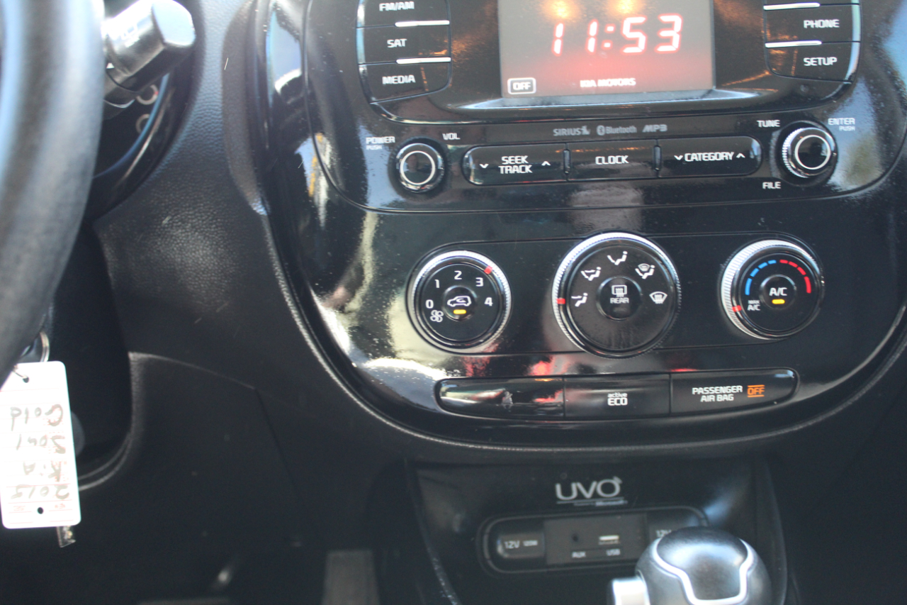 Kia Soul + 2015 Kia Soul + 2015