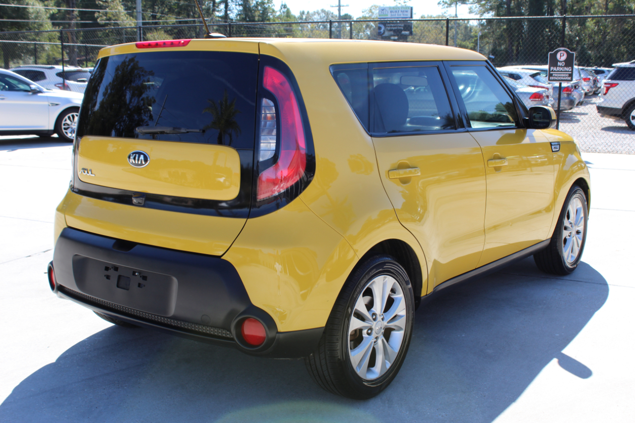 Kia Soul + 2015 Kia Soul + 2015