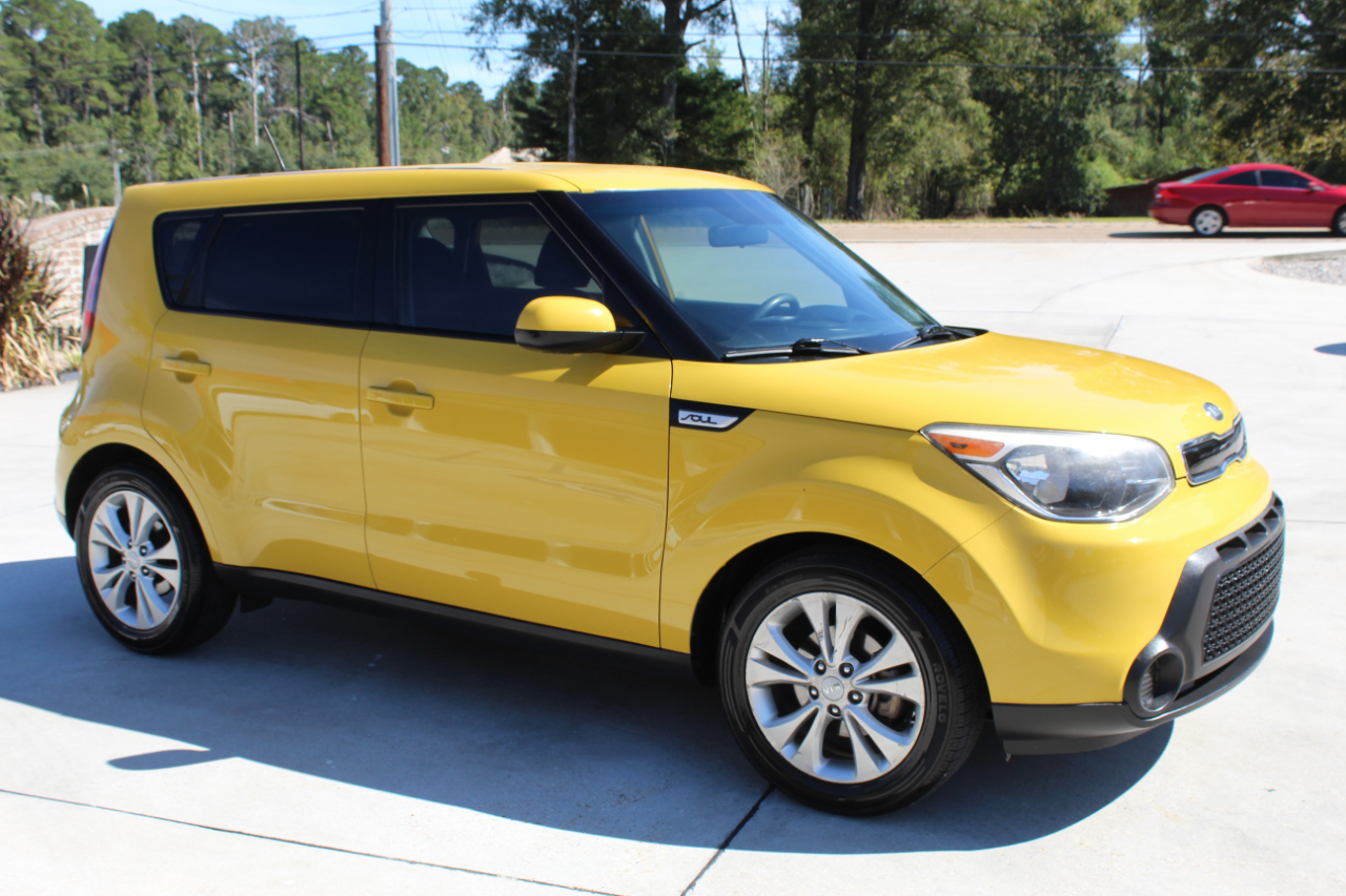 Kia Soul + 2015 Kia Soul + 2015