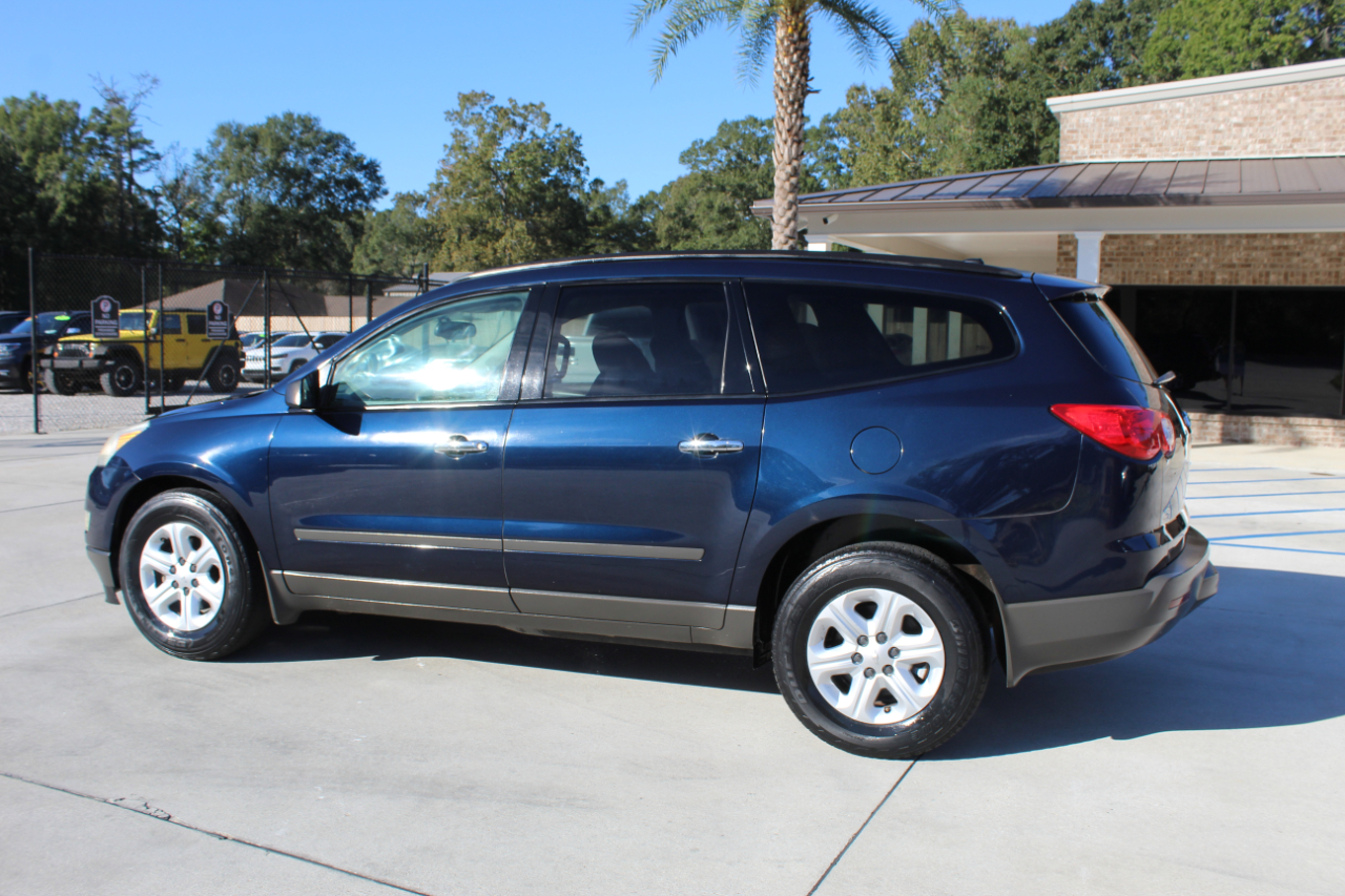 Chevrolet Traverse LS FWD 2012 Chevrolet Traverse LS FWD 2012