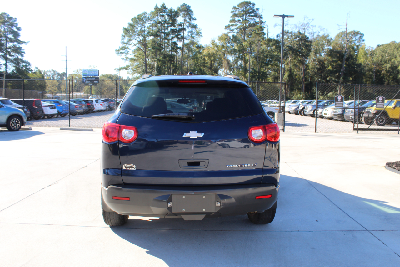 Chevrolet Traverse LS FWD 2012 Chevrolet Traverse LS FWD 2012