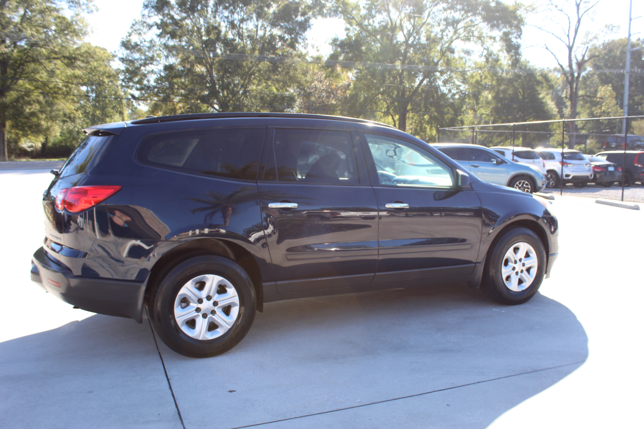 Chevrolet Traverse LS FWD 2012 Chevrolet Traverse LS FWD 2012