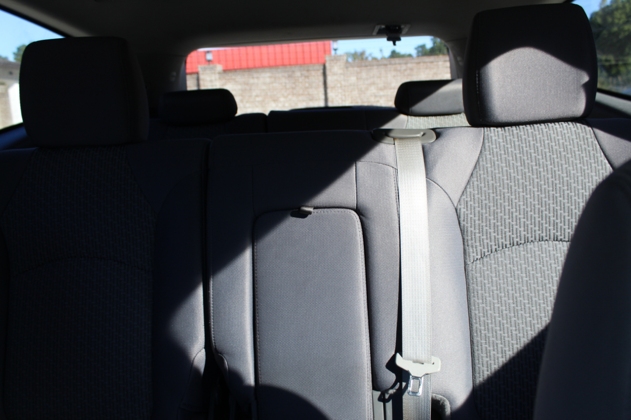 Chevrolet Traverse LS FWD 2012 Chevrolet Traverse LS FWD 2012