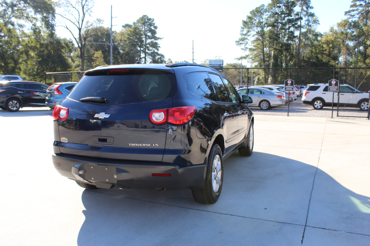 Chevrolet Traverse LS FWD 2012 Chevrolet Traverse LS FWD 2012