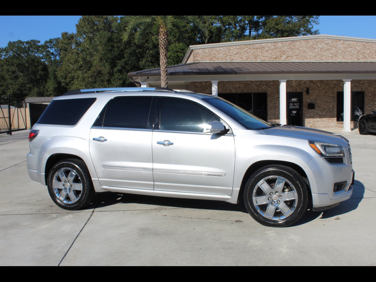 GMC Acadia Denali AWD 2015 GMC Acadia Denali AWD 2015