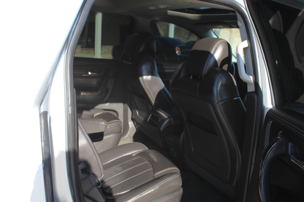 GMC Acadia Denali AWD 2015 GMC Acadia Denali AWD 2015