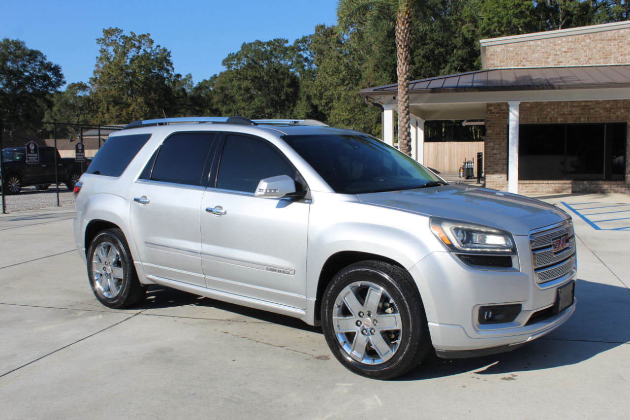 GMC Acadia Denali AWD 2015 GMC Acadia Denali AWD 2015