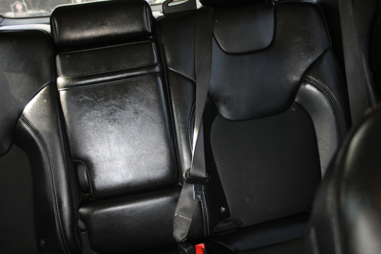 Jeep Cherokee Latitude Plus FWD 2019 Jeep Cherokee Latitude Plus FWD 2019