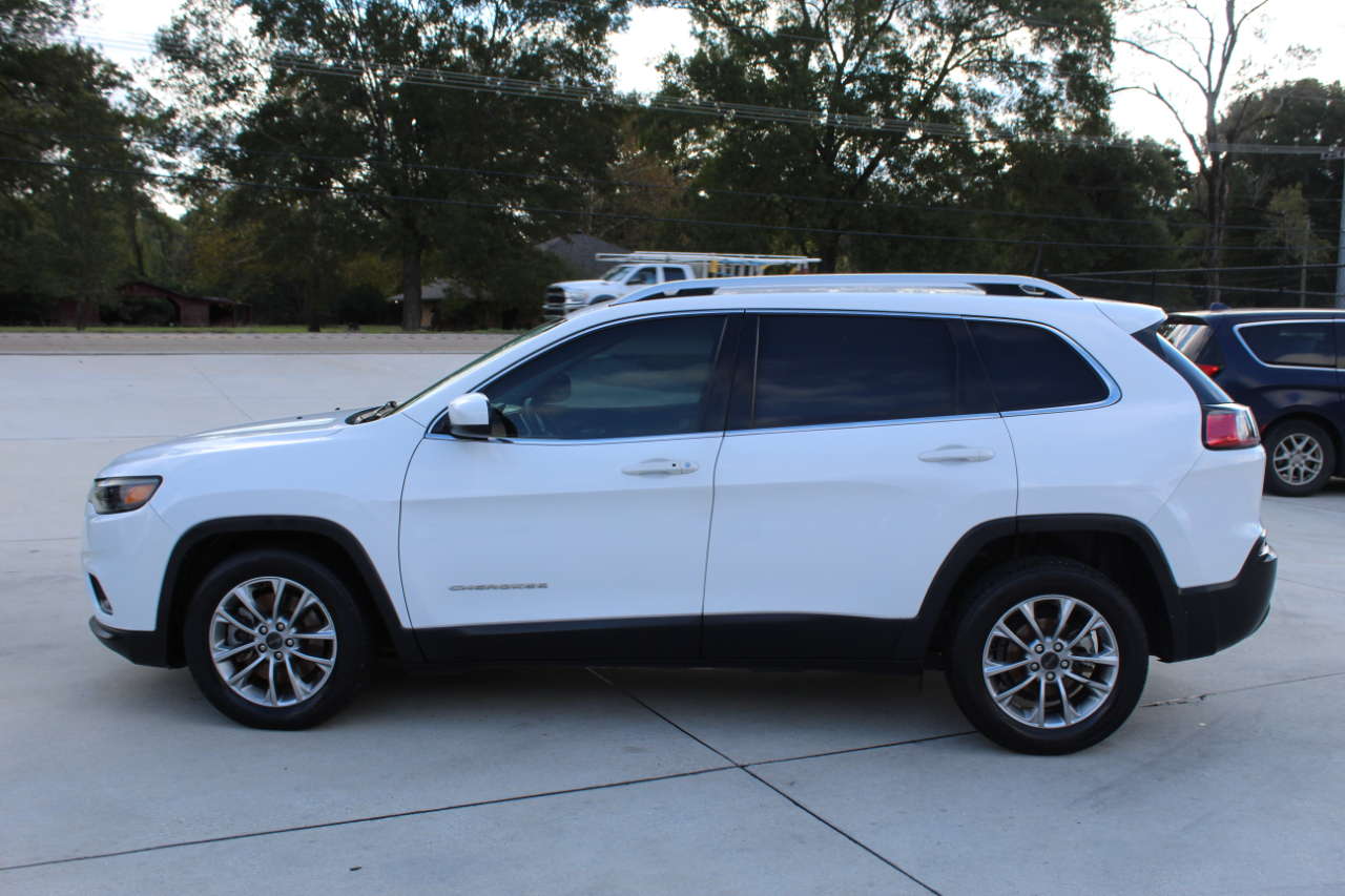 Jeep Cherokee Latitude Plus FWD 2019 Jeep Cherokee Latitude Plus FWD 2019