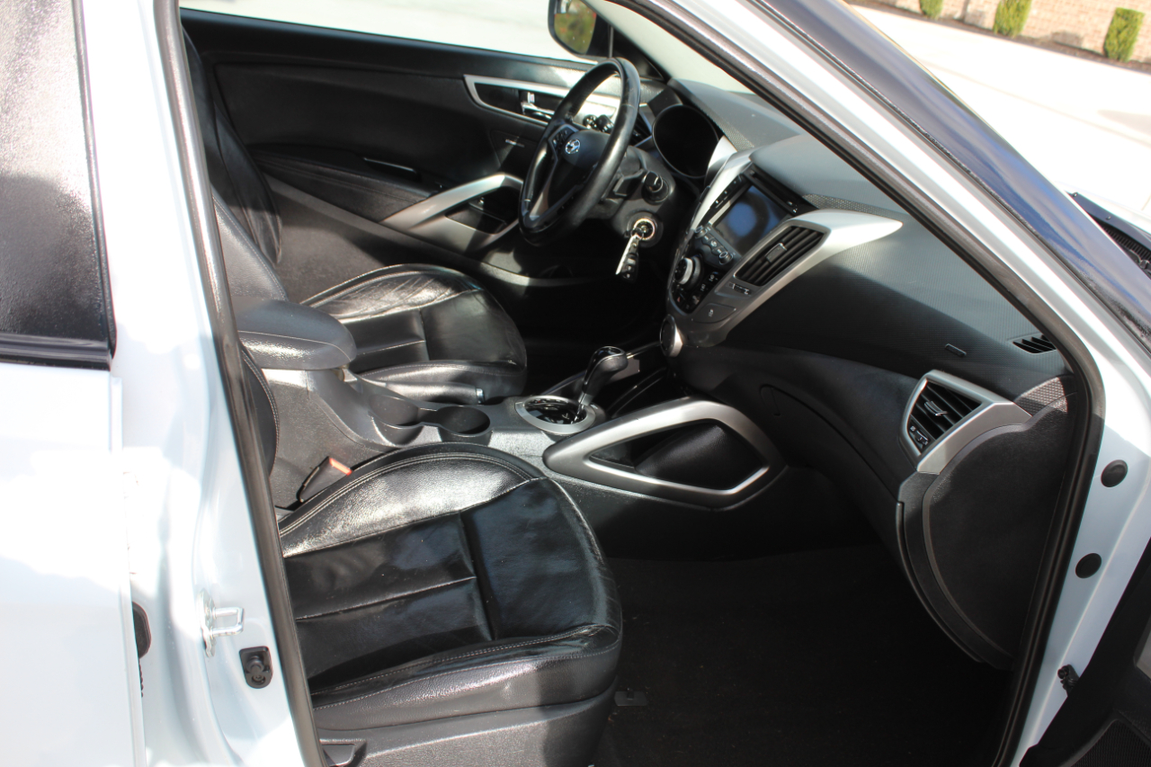 Hyundai Veloster Base 2014 Hyundai Veloster Base 2014