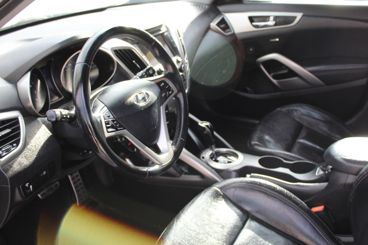 Hyundai Veloster Base 2014 Hyundai Veloster Base 2014