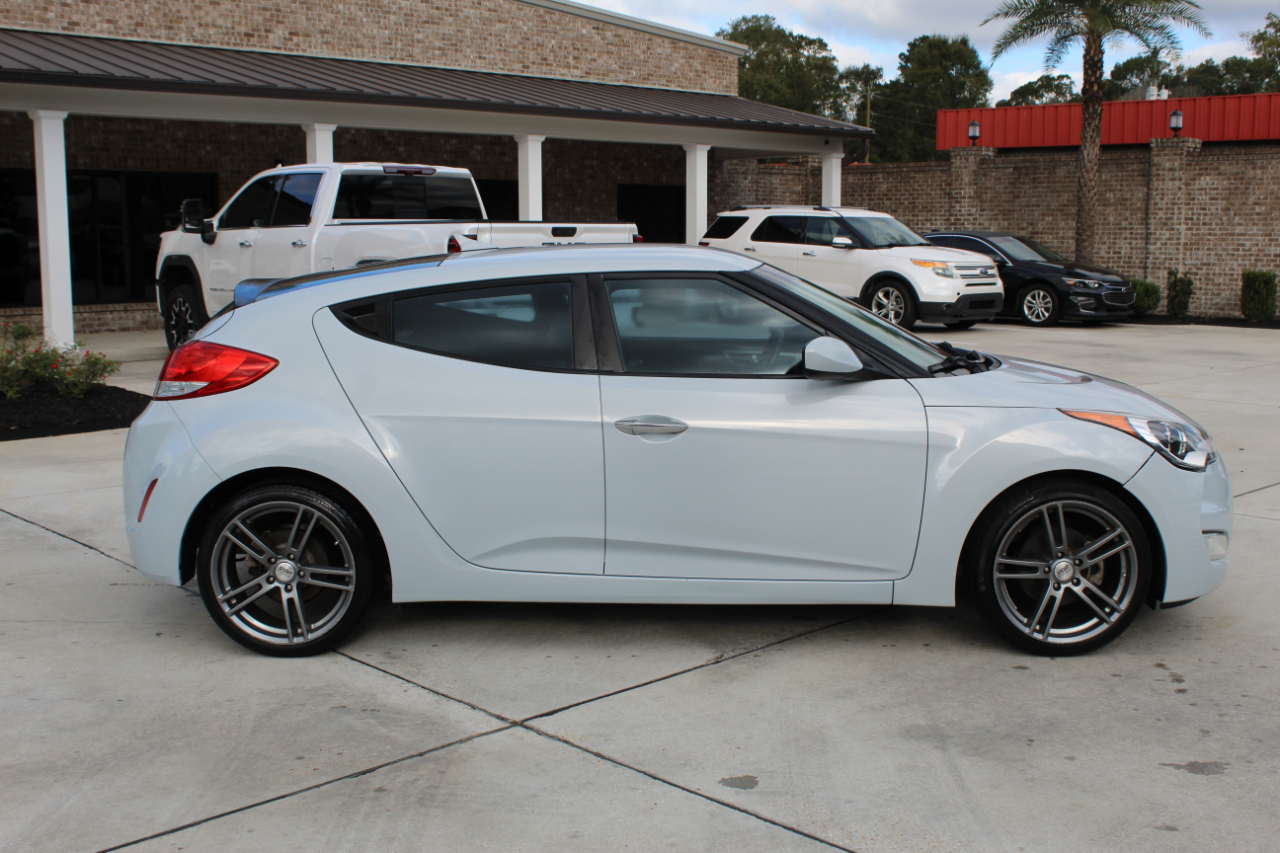 Hyundai Veloster Base 2014 Hyundai Veloster Base 2014