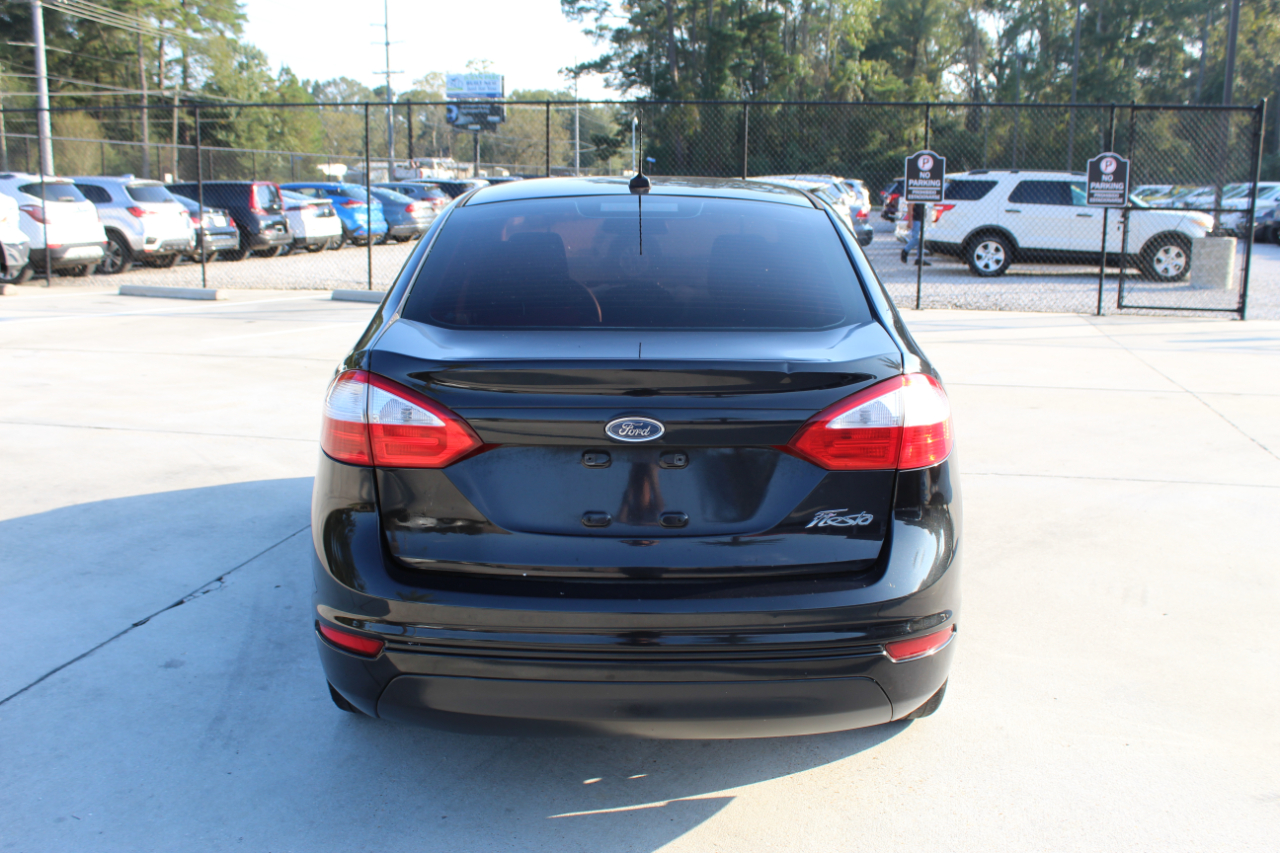 Ford Fiesta S Sedan 2015 Ford Fiesta S Sedan 2015
