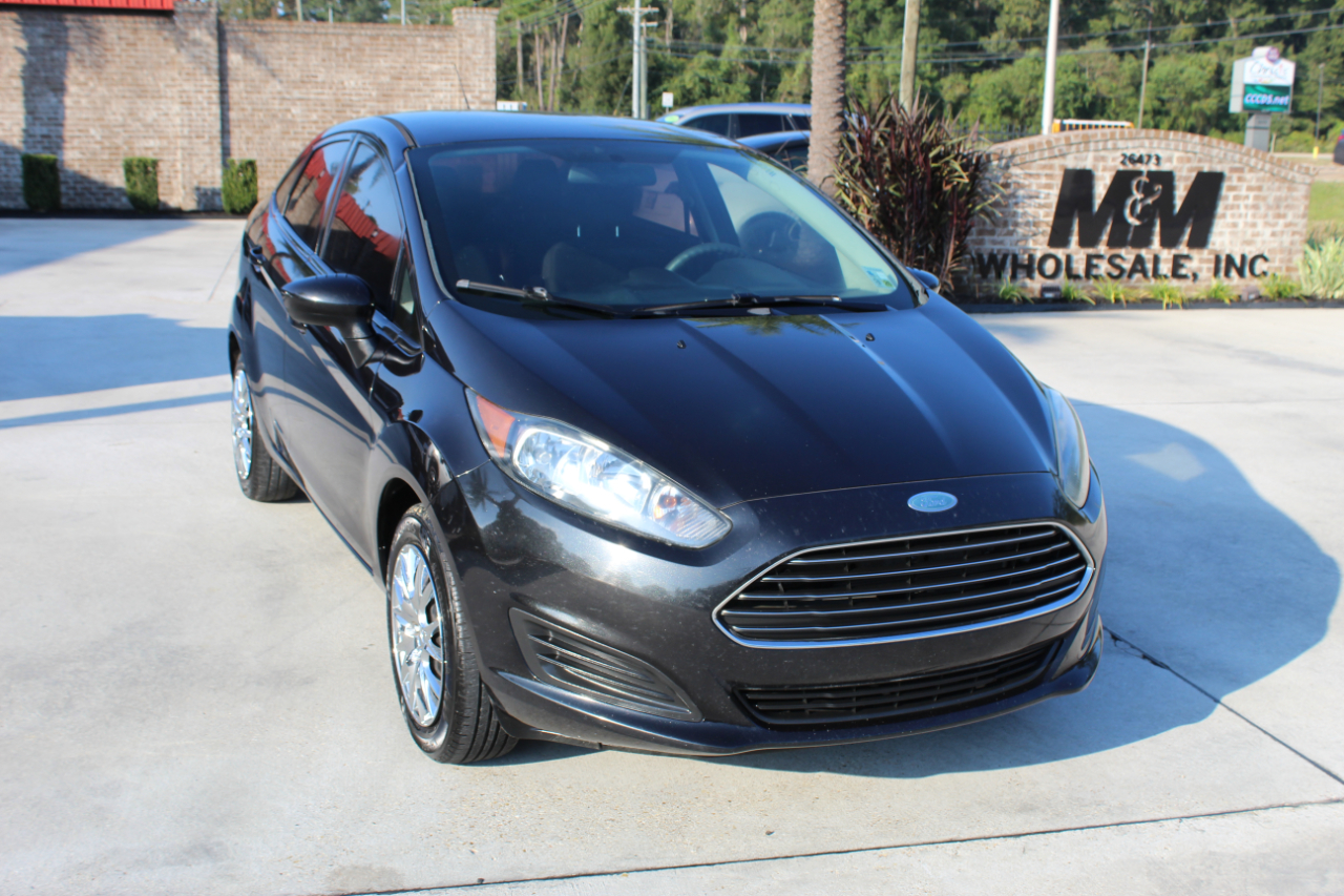 Ford Fiesta S Sedan 2015 Ford Fiesta S Sedan 2015