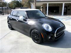 2017 MINI Cooper 