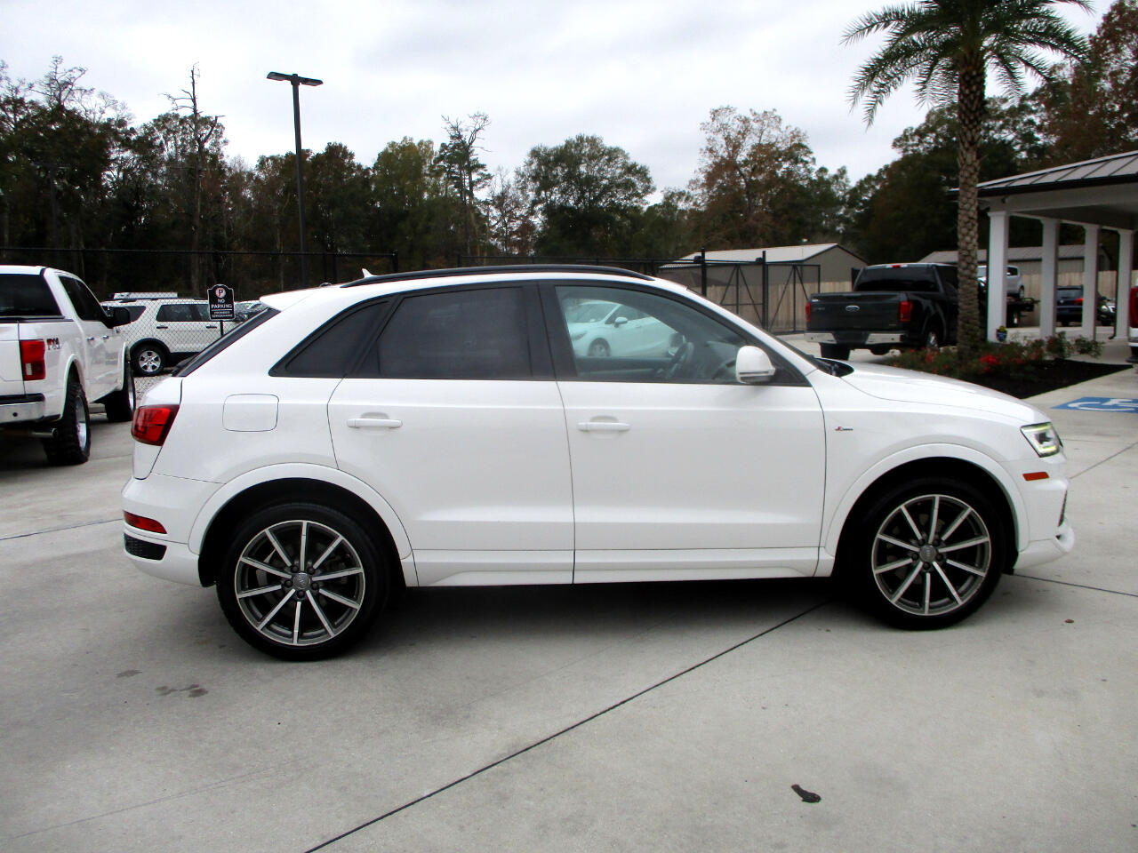 Audi Q3 Premium Plus quattro 2018